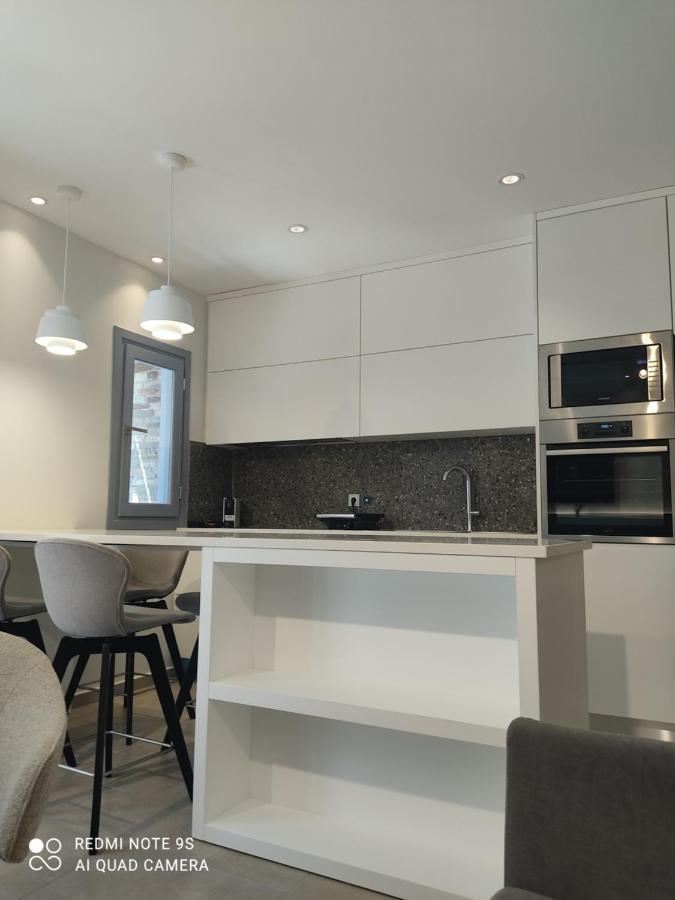 Blue Rose Luxury And Comfort Apartment At The Centre Of Preveza Exteriör bild
